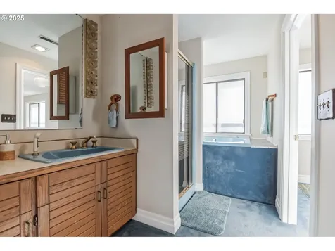 17403 SW 88th Street Longbranch WA 98351