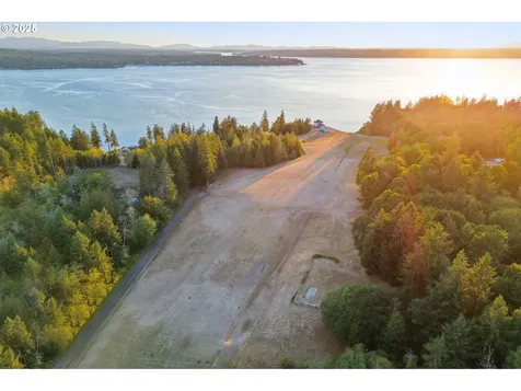 17403 SW 88th Street Longbranch WA 98351