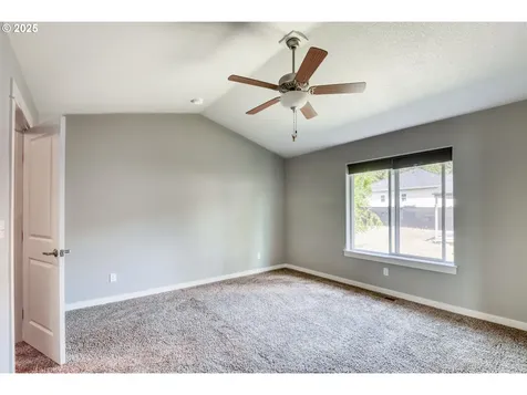 1545 E Fourth Avenue Sutherlin OR 97479