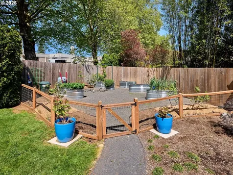 2235 Juntura Court S Salem OR 97302