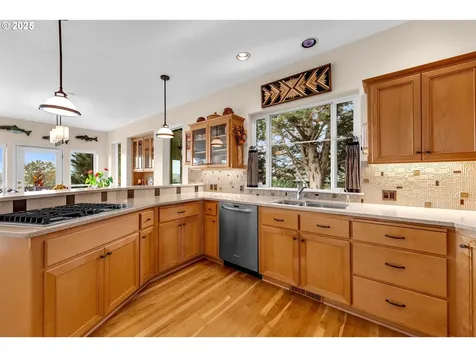 15313 SE Evergreen Highway Vancouver WA 98683