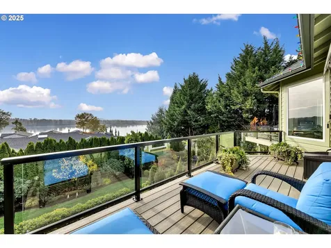 15313 SE Evergreen Highway Vancouver WA 98683