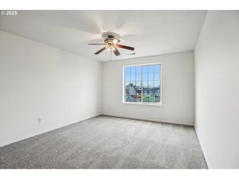 2792 Revere Street Woodburn OR 97071