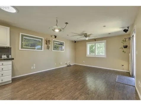 1235 Crystal Lane Lafayette OR 97127