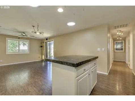1235 Crystal Lane Lafayette OR 97127