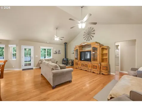 43950 Mckenzie Highway Walterville OR 97489