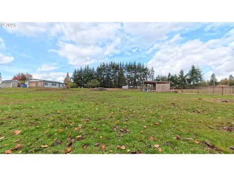 34125 E Lacomb Road Lebanon OR 97355