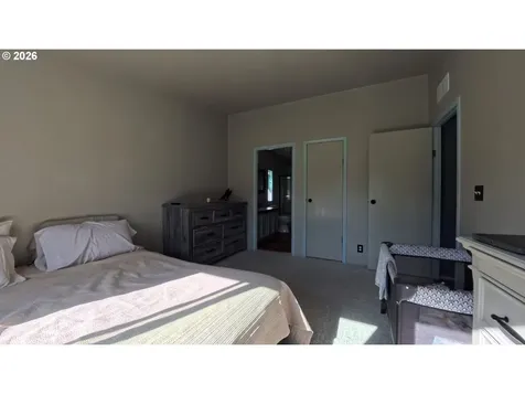 34125 E Lacomb Road Lebanon OR 97355