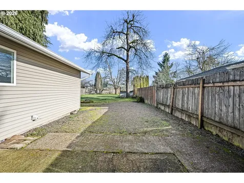 775 54th Street Springfield OR 97478