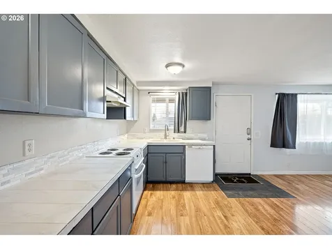 775 54th Street Springfield OR 97478