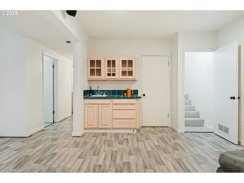7130 SW Shady Lane Portland OR 97223