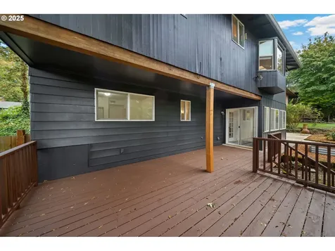 7130 SW Shady Lane Portland OR 97223