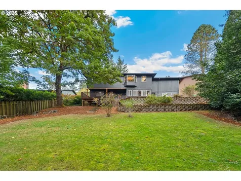 7130 SW Shady Lane Portland OR 97223