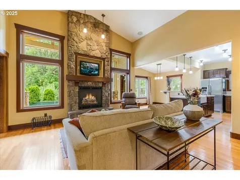 7524 SW Florence Lane Portland OR 97223