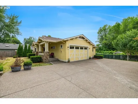 7524 SW Florence Lane Portland OR 97223