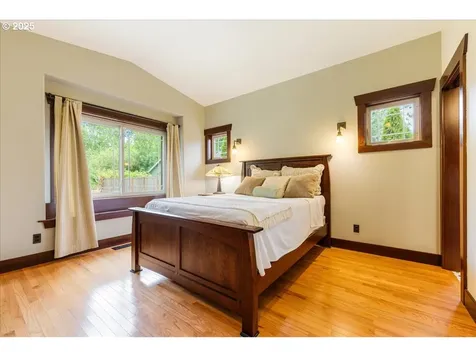 7524 SW Florence Lane Portland OR 97223