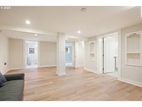 2904 NE 51st Avenue Portland OR 97213