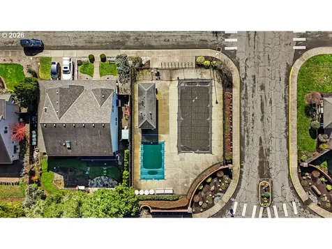 1224 SE 16th Avenue Canby OR 97013