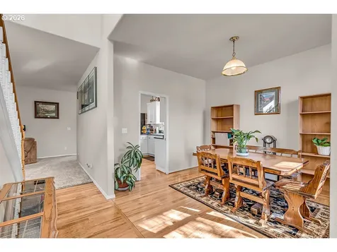 1224 SE 16th Avenue Canby OR 97013