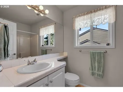 1224 SE 16th Avenue Canby OR 97013