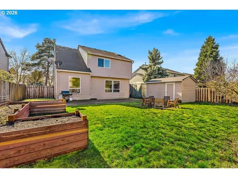 1224 SE 16th Avenue Canby OR 97013