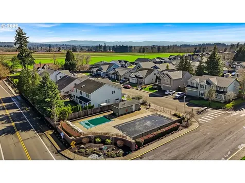 1224 SE 16th Avenue Canby OR 97013