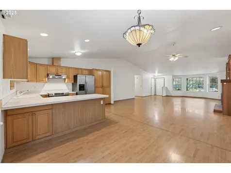 703 NW 17th Street Battle Ground WA 98604