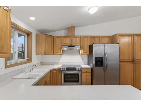 703 NW 17th Street Battle Ground WA 98604