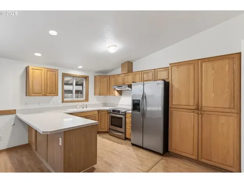 703 NW 17th Street Battle Ground WA 98604