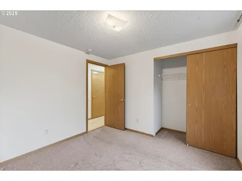 703 NW 17th Street Battle Ground WA 98604