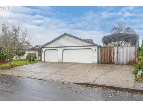 703 NW 17th Street Battle Ground WA 98604