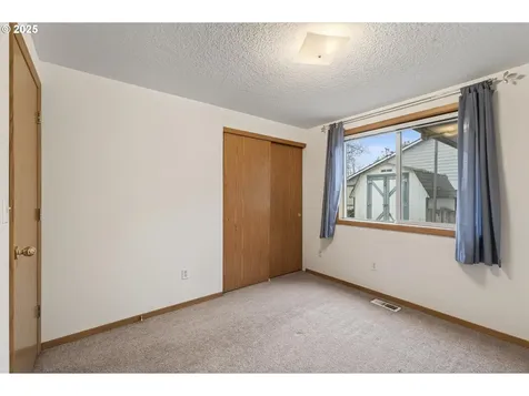 703 NW 17th Street Battle Ground WA 98604