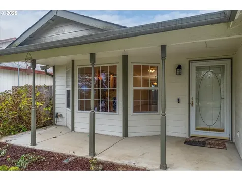 703 NW 17th Street Battle Ground WA 98604