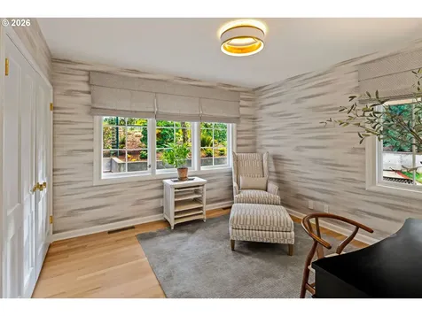 875 W 36th Avenue Eugene OR 97405