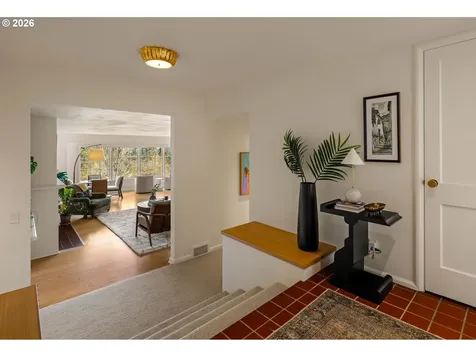 875 W 36th Avenue Eugene OR 97405