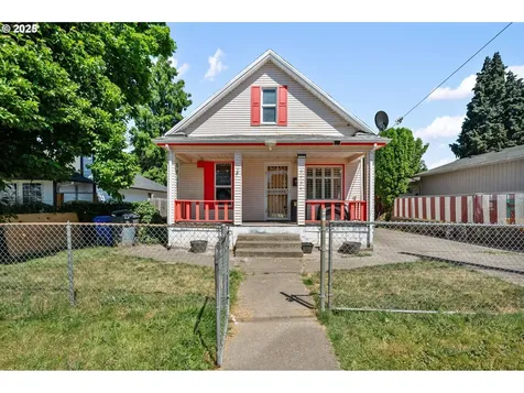 9734 N Exeter Avenue Portland OR 97203