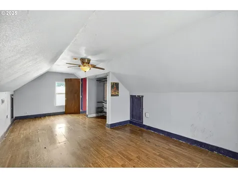 9734 N Exeter Avenue Portland OR 97203