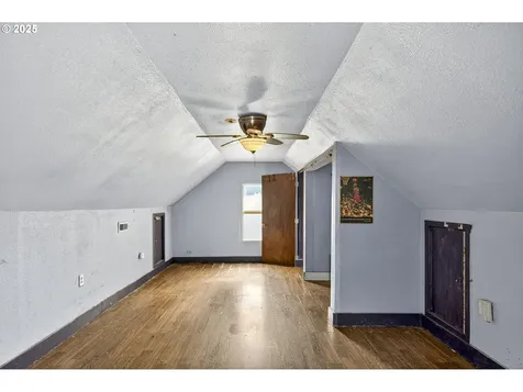 9734 N Exeter Avenue Portland OR 97203