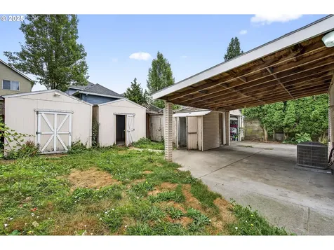 9734 N Exeter Avenue Portland OR 97203