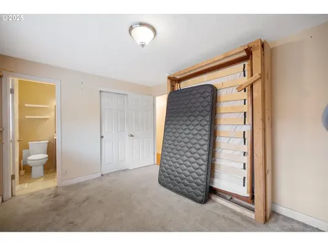 7080 SW Taylors Ferry Road Portland OR 97223