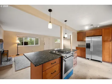 7080 SW Taylors Ferry Road Portland OR 97223