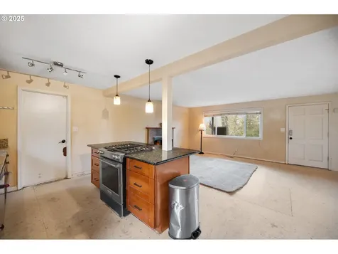 7080 SW Taylors Ferry Road Portland OR 97223