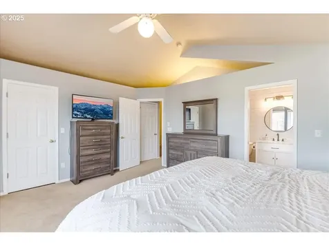 12603 NE 46th Street Vancouver WA 98682