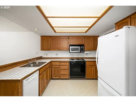 2840 NE Roberts Avenue Gresham OR 97030