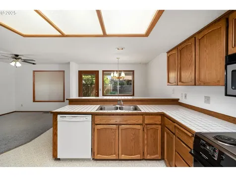 2840 NE Roberts Avenue Gresham OR 97030