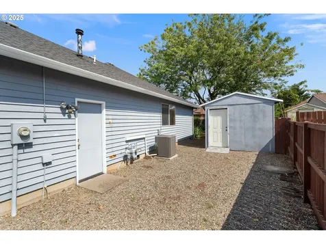 2840 NE Roberts Avenue Gresham OR 97030