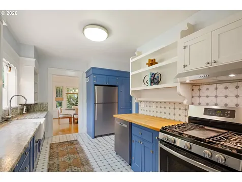 775 W 11th Avenue Eugene OR 97402