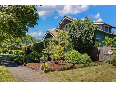 775 W 11th Avenue Eugene OR 97402
