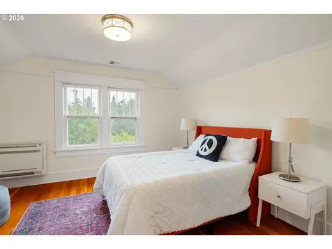 775 W 11th Avenue Eugene OR 97402