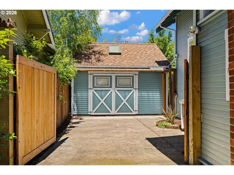 775 W 11th Avenue Eugene OR 97402